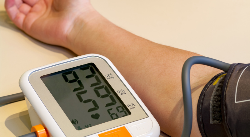 Forhøjet blodtryk forværres af rygning